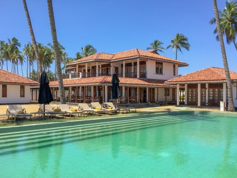 Looking For a Resort